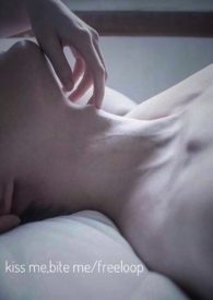 kiss me,bite me